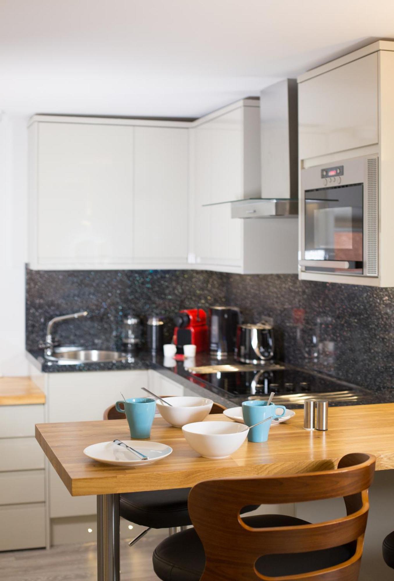 Glenmoriston Town House Apartments Ίνβερνες Εξωτερικό φωτογραφία