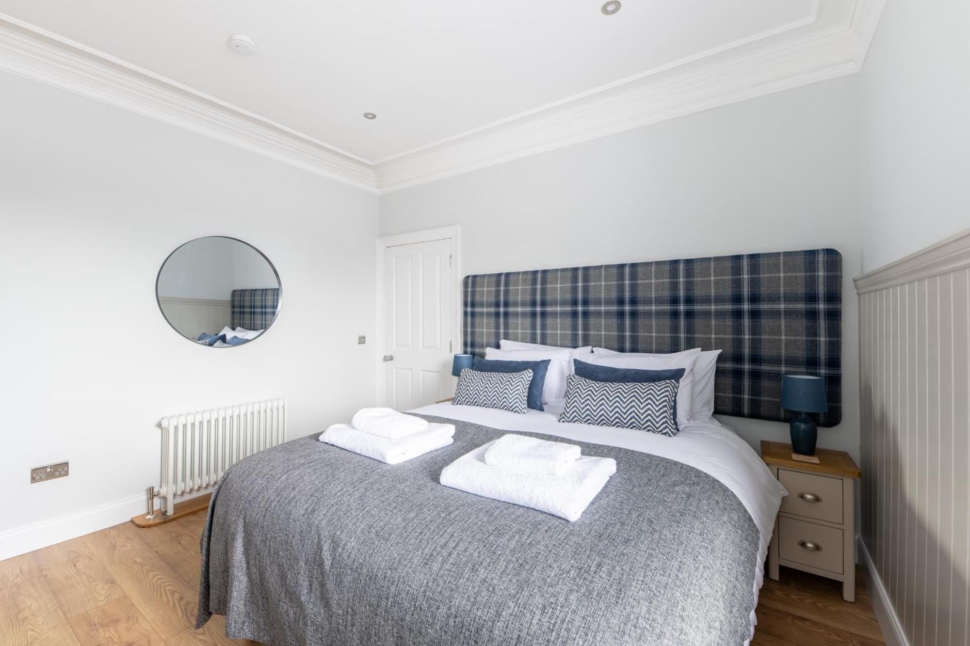 Glenmoriston Town House Apartments Ίνβερνες Εξωτερικό φωτογραφία
