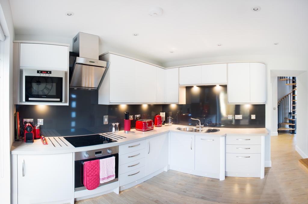 Glenmoriston Town House Apartments Ίνβερνες Εξωτερικό φωτογραφία